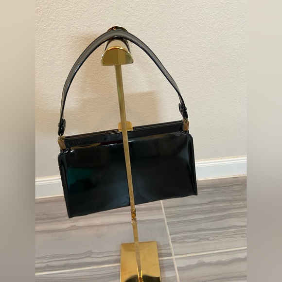 Vintage Bobby Jerome Black Vinyl Satchel Top Handle Purse Gold Hinge Clasp - Picture 4 of 14